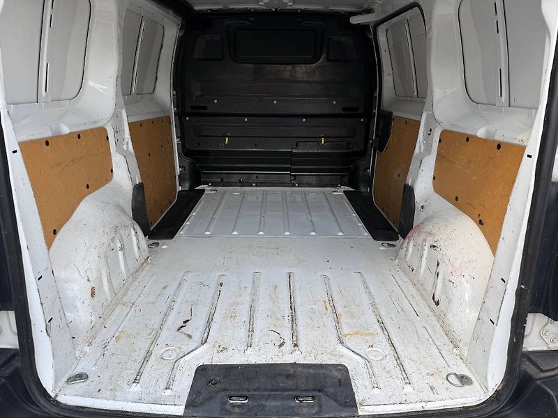 Citroën Jumpy (2017) 1.6 BlueHDi 85 kW - fotka 19 z 20