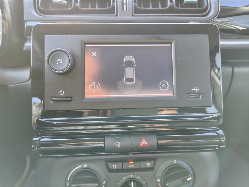 Citroën C3 1,2   YOU 82K - fotka 15 z 15