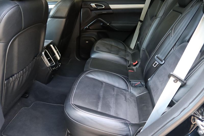 Porsche Cayenne GTS 3.6 V6 324kW 4x4 - fotka 40 z 50