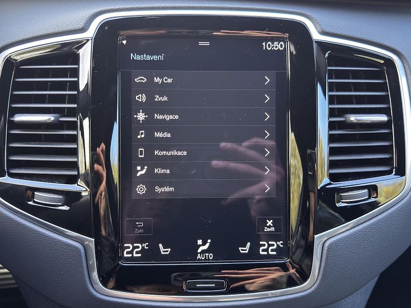 Volvo XC90 B5 AWD(nafta) R-DESIGN+ kola  - fotka 31 z 39