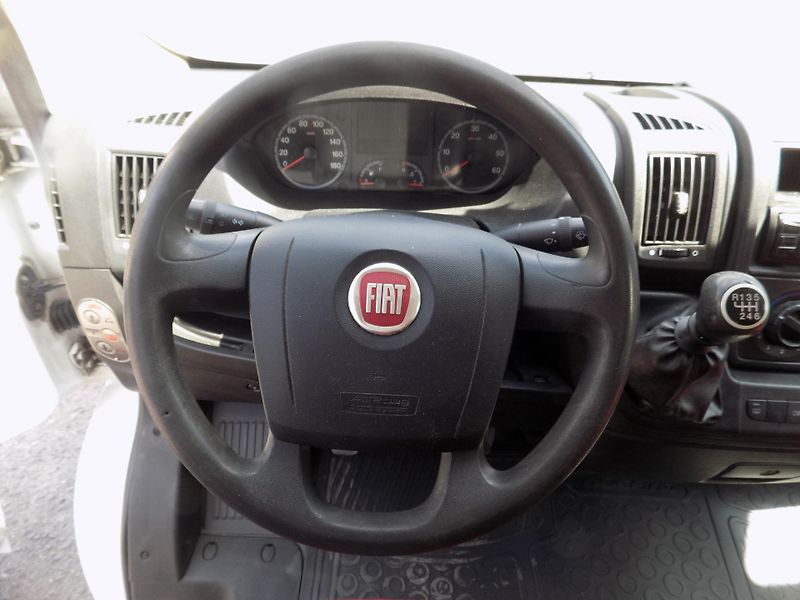 Fiat Ducato (2012) 2,3 109KW 7 MIST 3STR SKLÁPĚČ  - fotka 19 z 49
