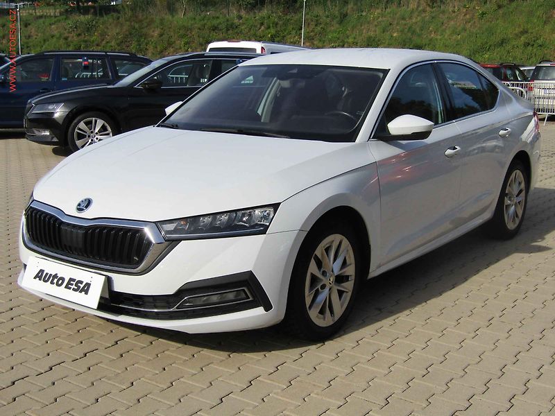 Škoda Octavia (2021) 2.0 TDi, 2.maj,ČR, AC - fotka 3 z 17