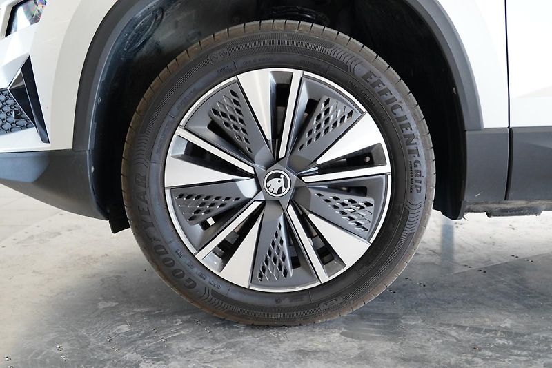 Škoda Karoq - fotka 10 z 30