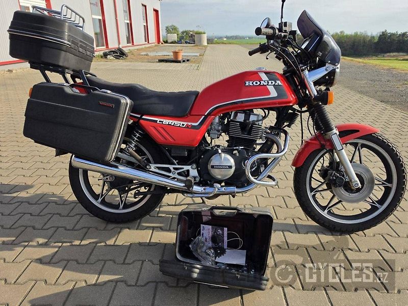 Honda CB 450 N (1985) - fotka 8 z 18