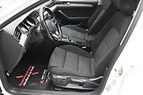Volkswagen Passat 2,0 TDI 110kW DSG Business Zár - náhled 13