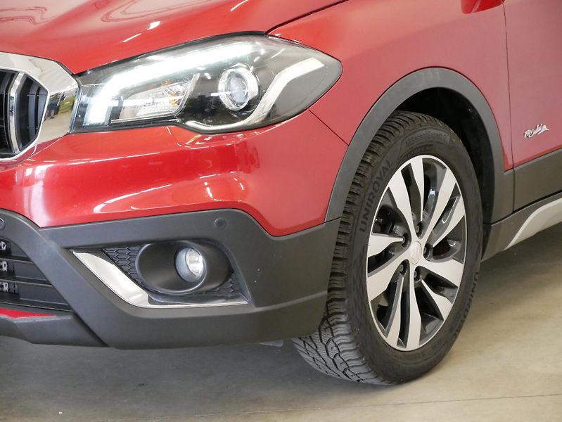 Suzuki SX4 - fotka 9 z 29
