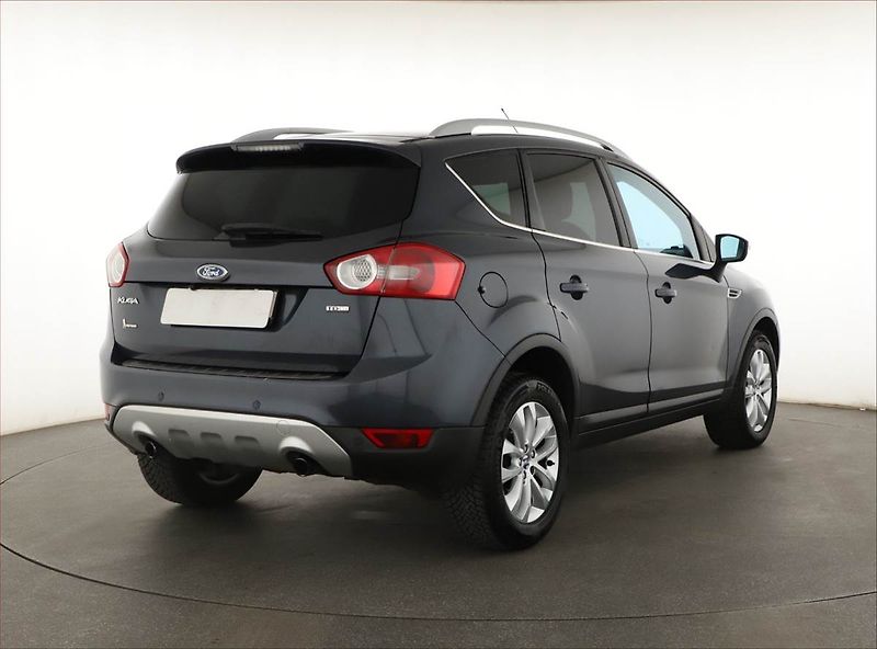 Ford Kuga (2009) 2.0 TDCi, Tempomat - fotka 5 z 18