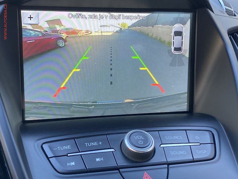 Ford Kuga (2018) 1.5 EB, ST-Line, bixen - fotka 17 z 18