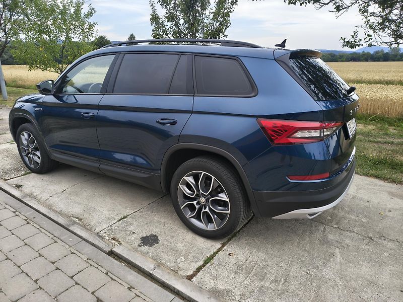 Škoda Kodiaq (2020)  Scout 140kW 4x4 DSG - fotka 3 z 19