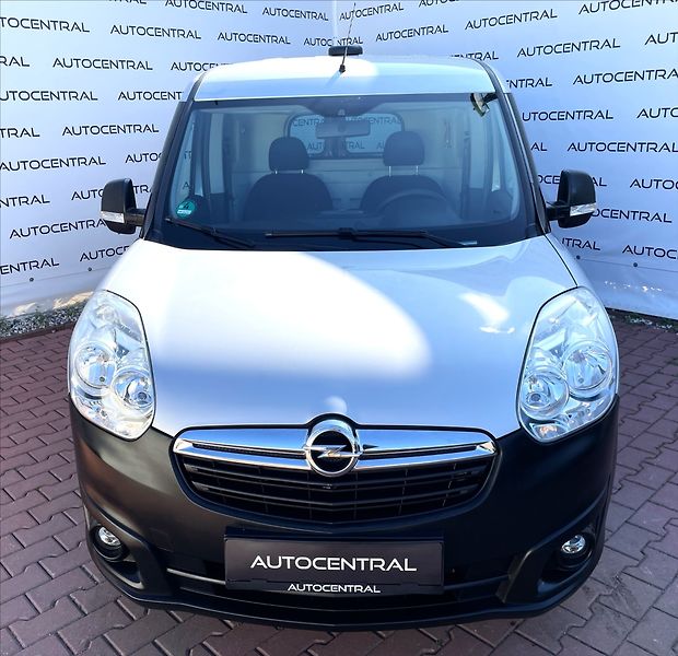 Opel Combo 1,4 i + CNG,88kW,serv.kn. - fotka 2 z 21
