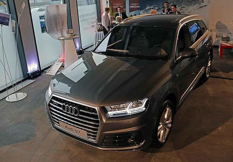 Audi Q7.