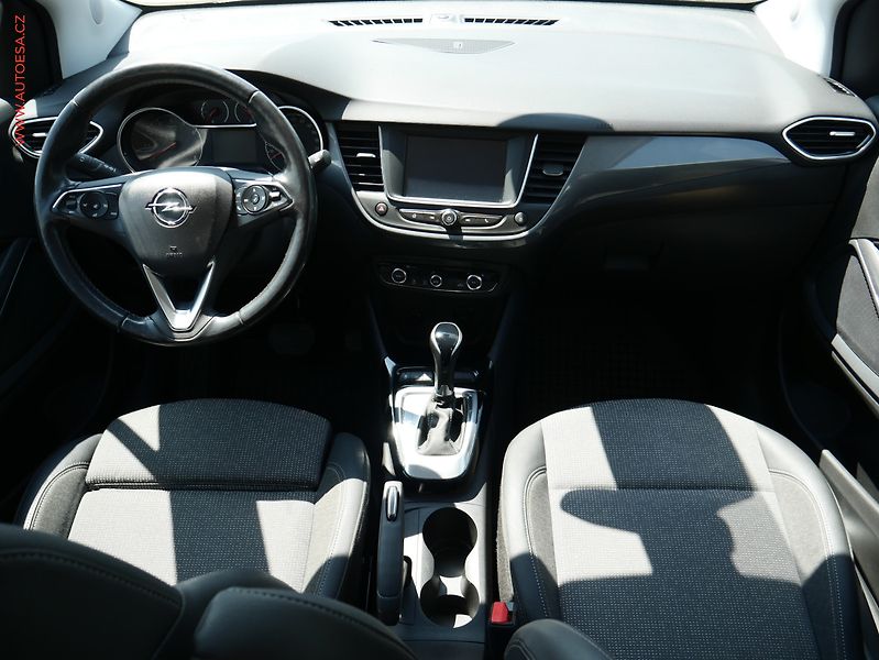 Opel Crossland (2021) 1.2 T, ČR, Innovation, AT, - fotka 8 z 26