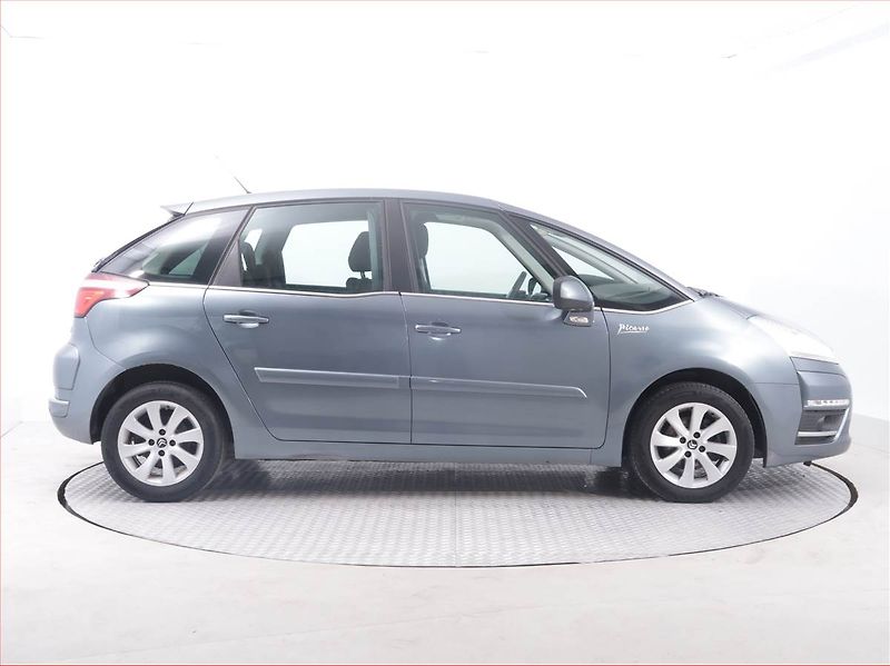Citroën C4 Picasso (2013) 1.6 HDi, Serv.kniha, Tempomat - fotka 6 z 19