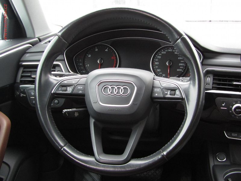 Audi A4 (2017) 2.0TDi Avant, AT, navi, park - fotka 14 z 24