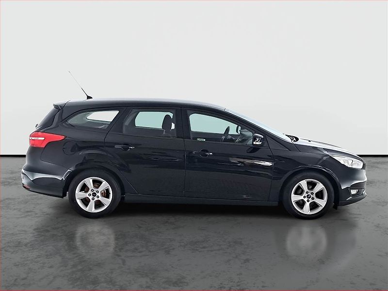 Ford Focus (2016) 1.5 TDCi, Tempomat - fotka 6 z 19