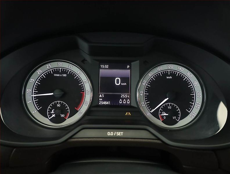 Škoda Octavia (2015) Laurin&Klement 2.0 TDI, 4X4 - fotka 9 z 17