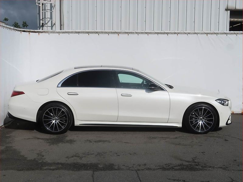 Mercedes-Benz Třídy S (2021) S 400 d 4MATIC - fotka 6 z 24