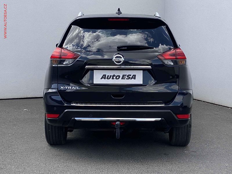 Nissan X-Trail (2019) 1.7 dCi 4x4, Tekna, LED - fotka 5 z 19