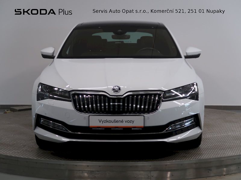 Škoda Superb (2023) L&K 2.0TSI 206KW 4x4 DSG TAŽNÉ - fotka 4 z 42