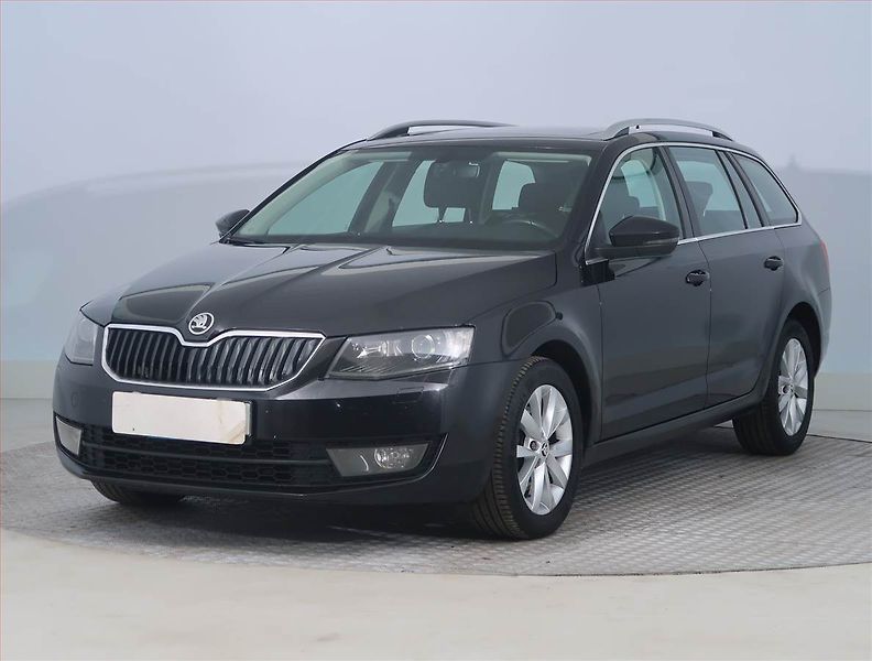Škoda Octavia (2016) Style Plus 2.0 TDI, Automat - fotka 2 z 21