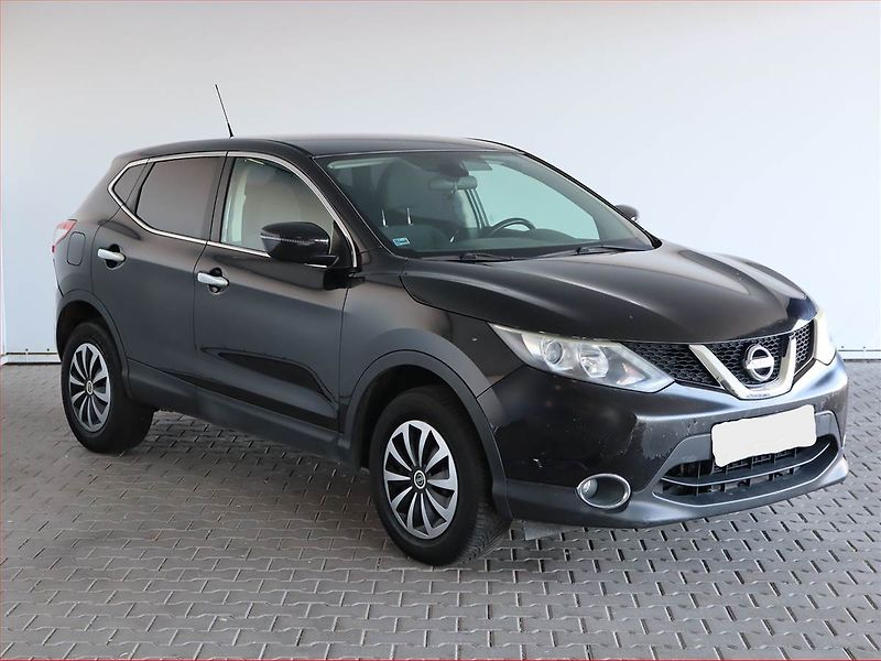 Nissan Qashqai (2015) 1.5 dCi, Navi, Tempomat - fotografie inzerátu