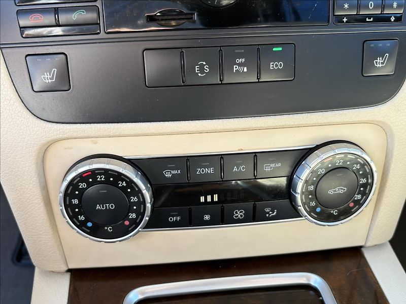 Mercedes-Benz GLK 3,0 350 CDI 195kW 4M,Navi,Kůže - fotka 16 z 40