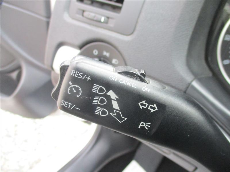 Škoda Octavia 1,4 TSI, klima, serv. kniha, - fotka 19 z 32