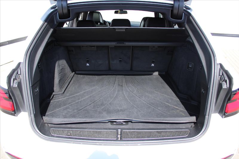 BMW Řada 5 520d xDrive 140kW M PAKET NAVI - fotka 12 z 32