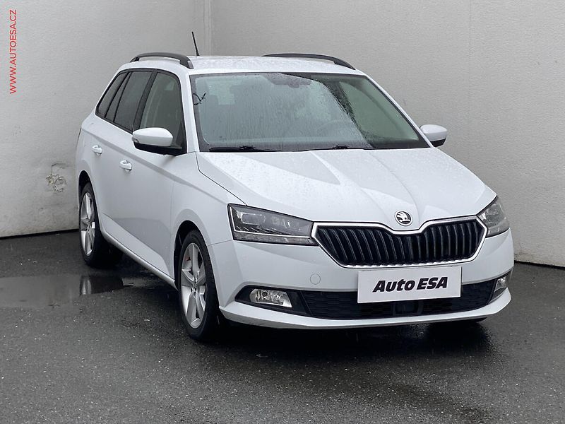 Škoda Fabia (2022) 1.0 TSi, 2.maj,ČR, Ambition - fotografie inzerátu