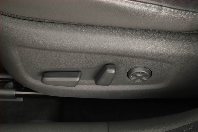 Hyundai i30 (2023) N-Line 1.5 T-GDI - fotka 14 z 15