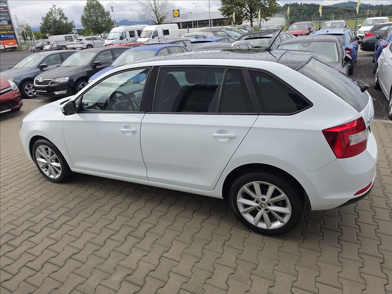 Škoda Rapid 1,2 TSi 81KW Style Tempomat - fotka 9 z 46