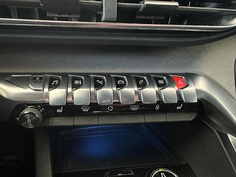 Peugeot 3008 (2018) 2.0BlueHDi,181HP,GT,ČR,DPH - fotka 14 z 21