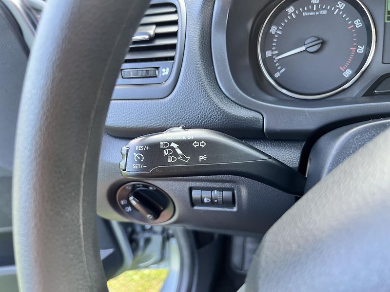 Škoda Fabia 1.2TSI 63KW,DIGIKLIMA,ALU,ESP - fotka 36 z 42