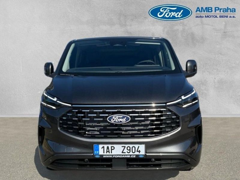 Ford Tourneo Custom 2.0D,125KW,CZ,DPH,1MAJ,AWD - fotka 2 z 28