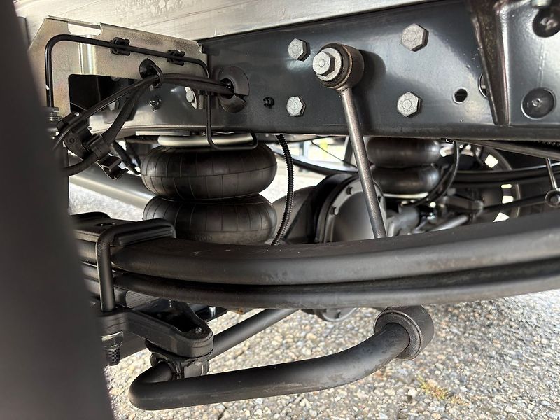 Iveco Daily (2026) 3.0, Automat, 10EP, Hydr. čelo - fotka 23 z 24