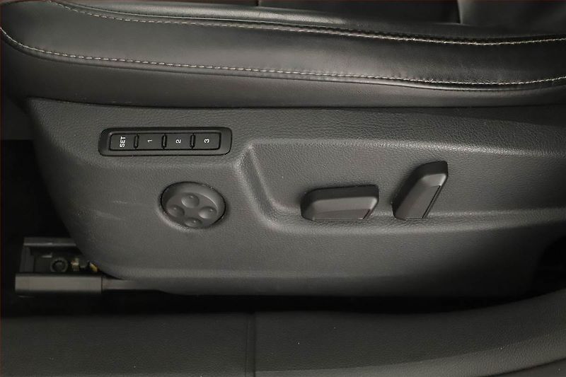 Škoda Superb (2013) Elegance 2.0 TDI, Serv.kniha - fotka 15 z 16