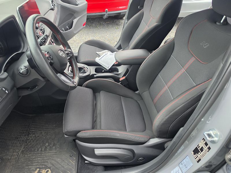 Hyundai i30 1.5 T-GDI 117KW N-Line Autom - fotka 14 z 24
