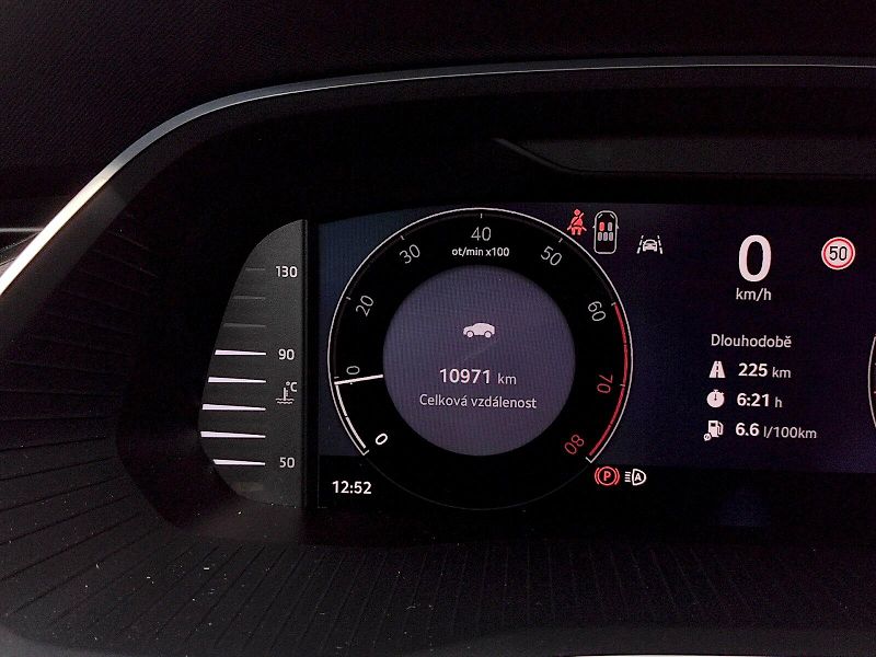 Škoda Octavia (2025) Combi Selection 1,5 Tsi 110 Kw - fotka 9 z 40