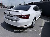 Škoda Superb (2016) 2.0tdi, AT, navi, bixen - náhled 1