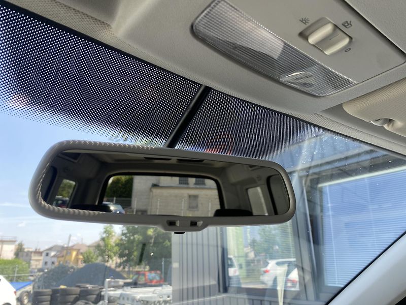 Volkswagen Caddy 1.2 TSI77kW-1xMAJ.-TAŽNÉ-KLIMA - fotka 22 z 36