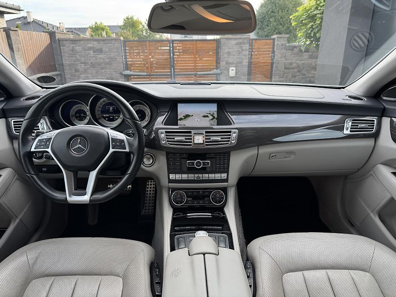 Mercedes-Benz CLS (2014) 350 CDI, 4Matic, AMG - fotka 16 z 64