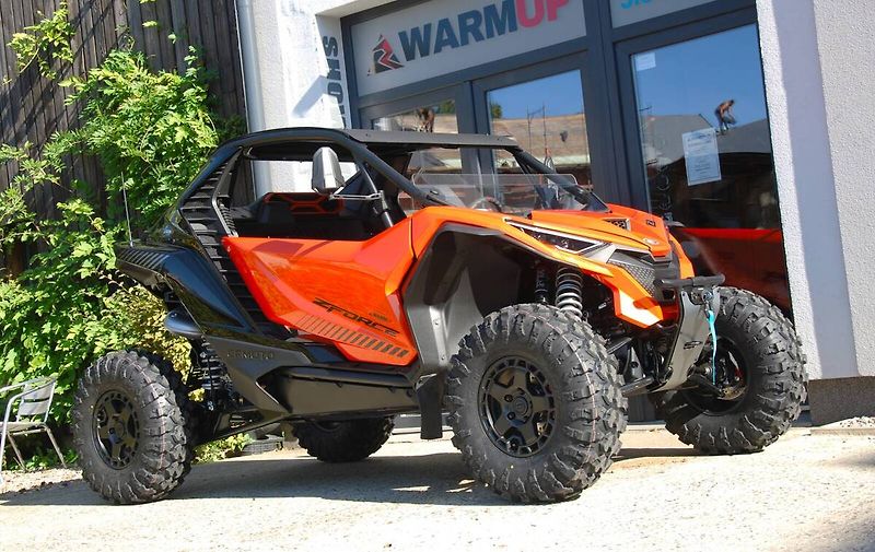 CFMOTO (2026) Gladiator Z10 Turbo - fotka 1 z 24