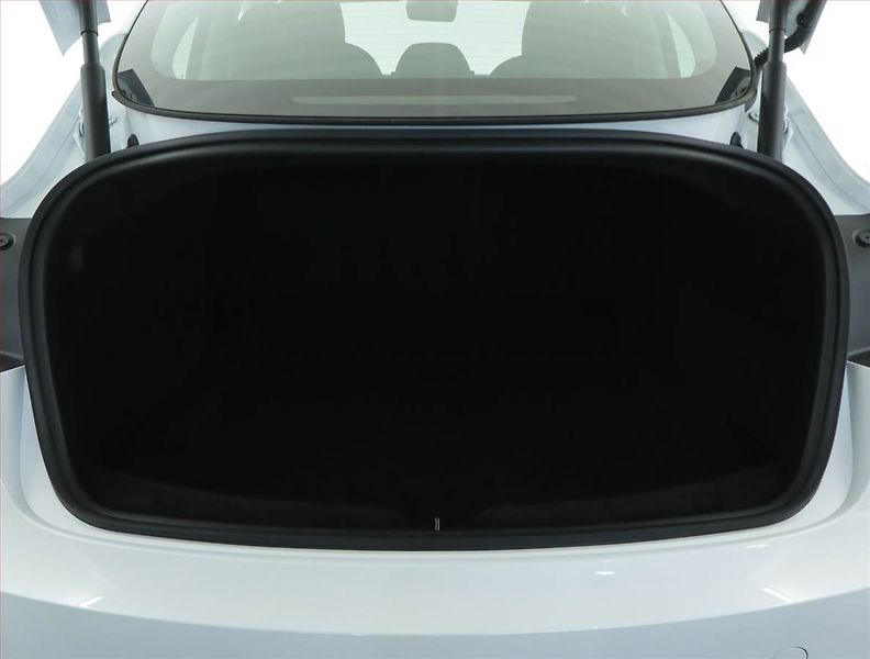 Tesla Model 3 (2023) Standard Range LFP, SoH 94% - fotka 14 z 21