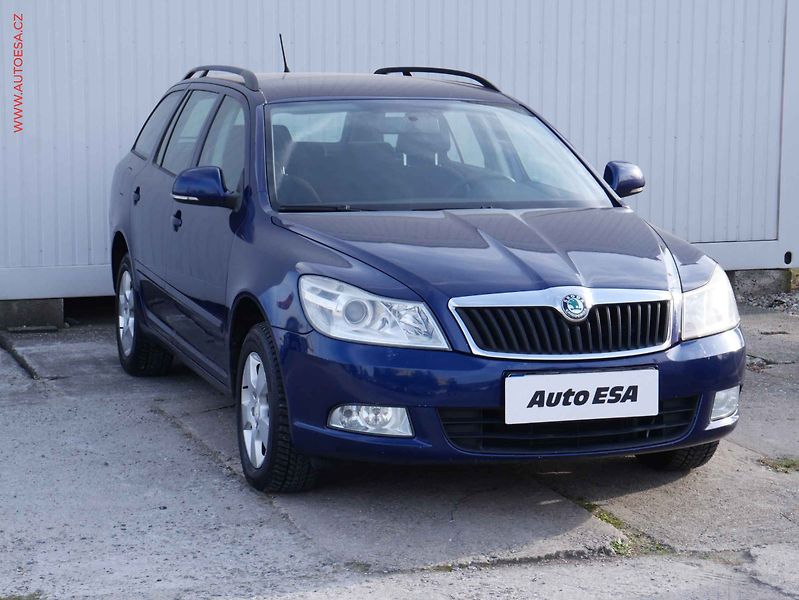 Škoda Octavia (2011) 1.6 TDi 4x4, ČR, Ambiente - fotografie inzerátu