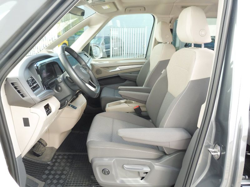 Volkswagen Multivan (2025) Long Life 1,5 TSI PHEV 180kW D - fotka 7 z 30