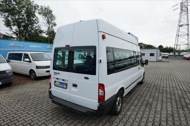 Ford Transit 2,2 TDCi  L3H3 9MÍST BUS - fotka 9 z 34
