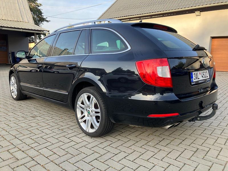 Škoda Superb (2013) 2.0TDI 125kW DSG ELEGANCE + - fotka 8 z 34