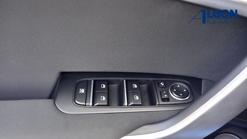 Kia Ceed SW (2024) 1,5 T-GDi GPF TOP - fotka 22 z 29