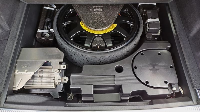 Audi Q7 S-LINE 3.0TDI WEBASTO B&O 1ČR  - fotka 15 z 44
