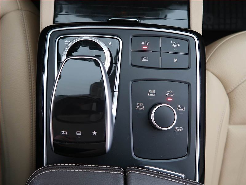 Mercedes-Benz GLE (2016) 350 d - fotka 17 z 22